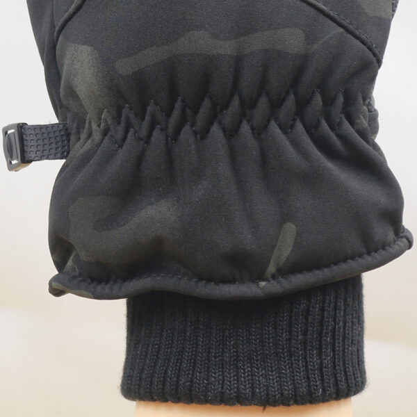 GLOVES7 6